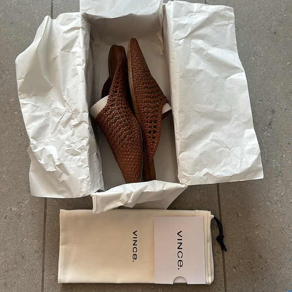 Vince Barrett Woven Leather Mules. Perfect for fall/winter/spring. - Picture 5 of 5